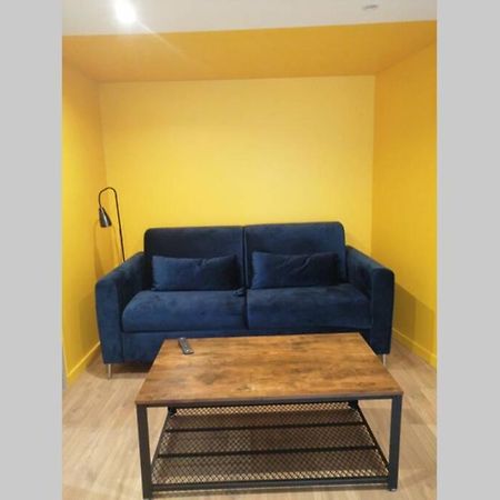 Charmant Appartement Avec Terrasse Pont-de-lʼIsère Eksteriør bilde